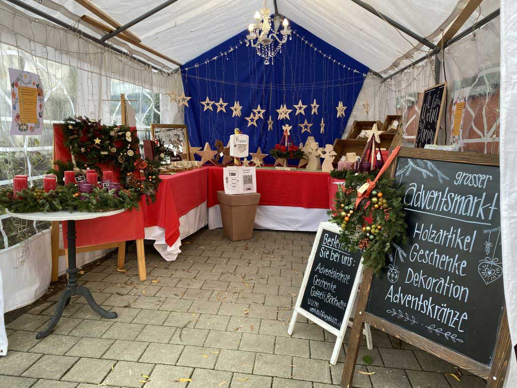 Weinachtsmarkt verkaufszelt